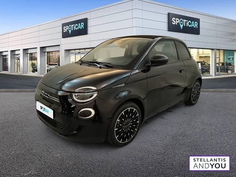 Noir Utilisé 2021 Fiat 500e Cabriolet | 17 289 € (Prix juste) - Image 1/4