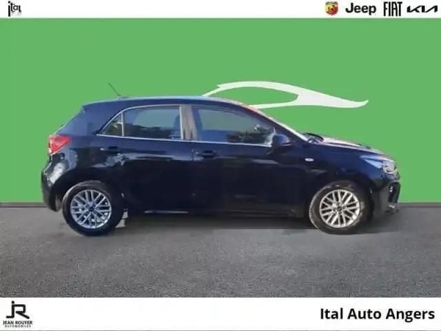 Occasion Kia Rio Urban 2020 Noir ebène Berline