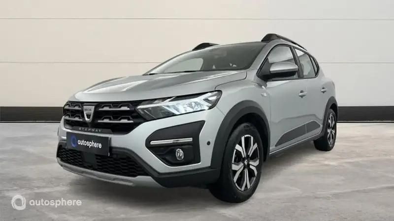 Gris Utilisé 2021 Dacia Sandero Comfort Citadine | 15 999 € (Prix juste) - Image 1/4