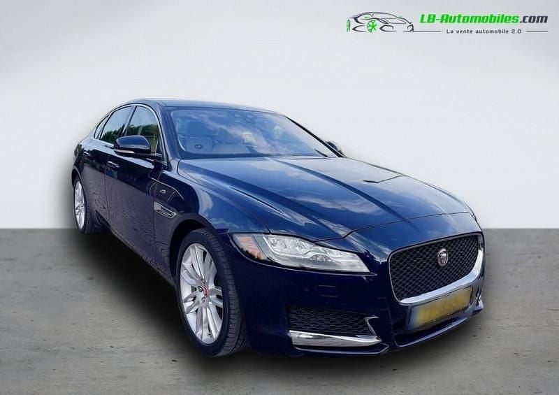 Utilisé 2016 Jaguar XF Berline | 23 800 € - Image 1/4