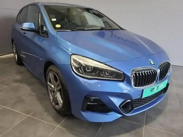 Estorilblau Utilisé 2018 BMW 218 M Sport Monospace | 22 990 € (Prix juste) - Image 1/4