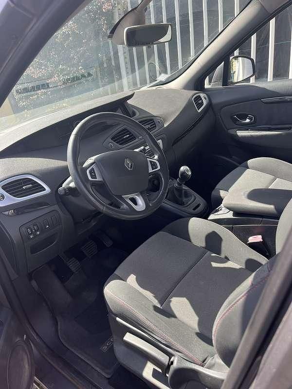 Occasion Renault Grand Scénic III 110 ch (80 kW) 2012 Monospace