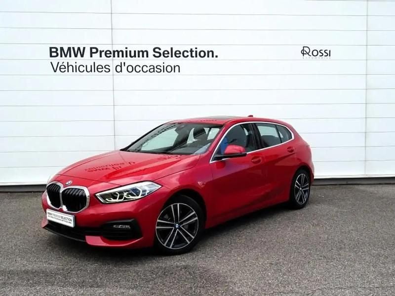 Rouge Utilisé 2022 BMW 118 Sport Line Citadine | 23 480 € (Bon prix) - Image 1/4
