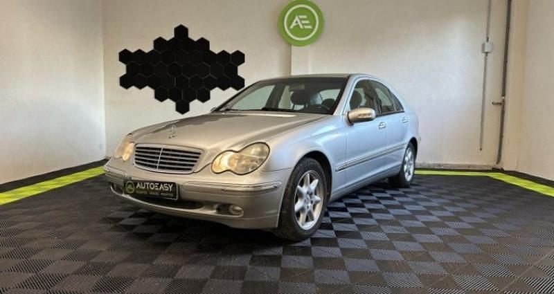 Gris Occasion 2003 Mercedes C240 Elegance Berline | 7 990 € - Image 1/4