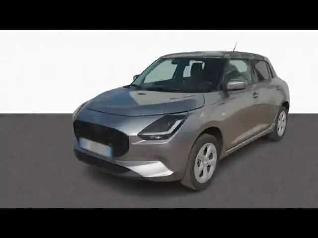 Premium silver metal Utilisé 2025 Suzuki Swift Berline | 19 980 € (Prix juste) - Image 1/4