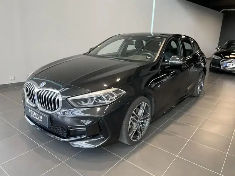 Noir Utilisé 2021 BMW 116 M Sport Citadine | 30 990 € (Prix cher) - Image 1/4