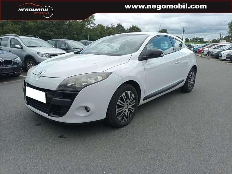Occasion Renault Mégane Coupé 111 ch (81 kW) 2011 Blanc Coupé
