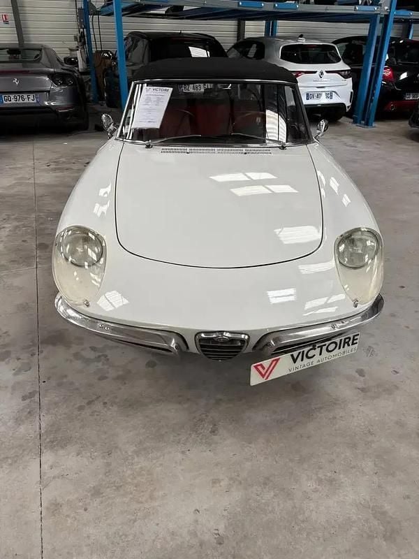 Occasion Alfa Romeo Spider 116 ch (85 kW) 1968 Blanc Cabriolet