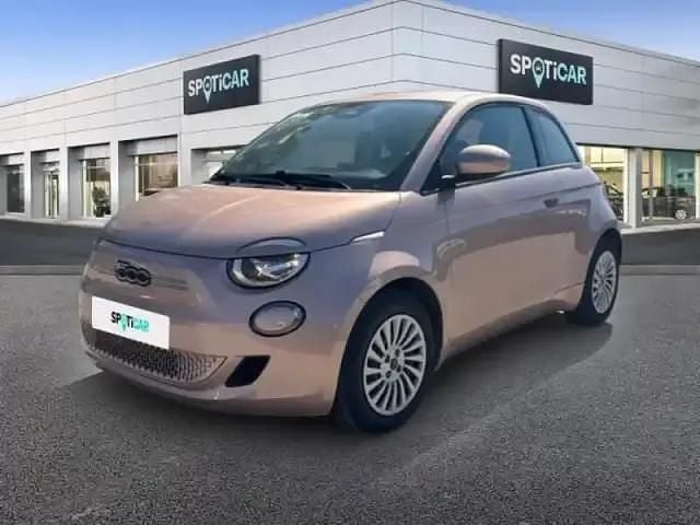 Rose gold métal Utilisé 2023 Fiat 500e Action Citadine | 12 990 € (Bon prix) - Image 1/4