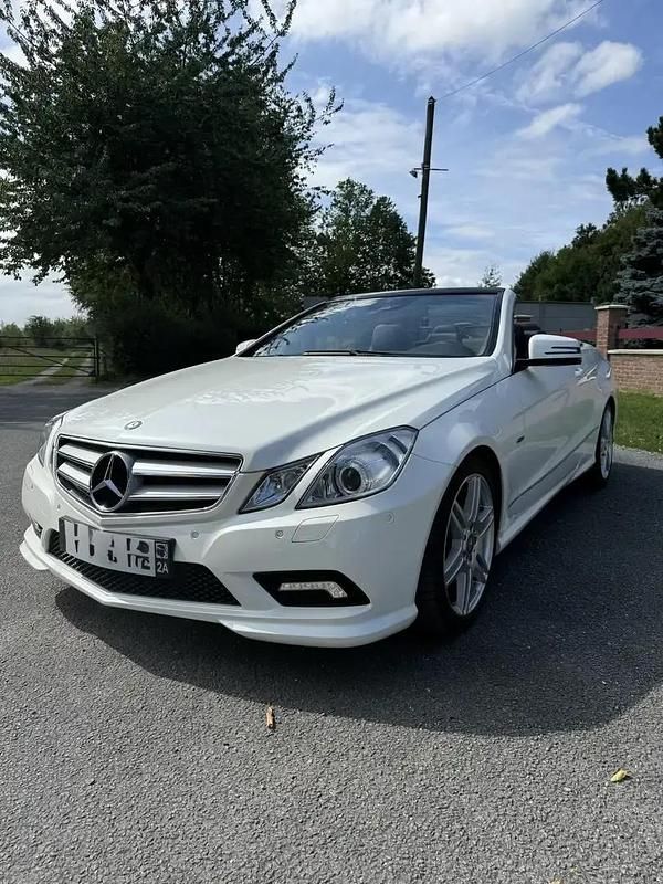 Utilisé 2011 Mercedes E220 Cabriolet | 25 000 € (Prix juste) - Image 1/4