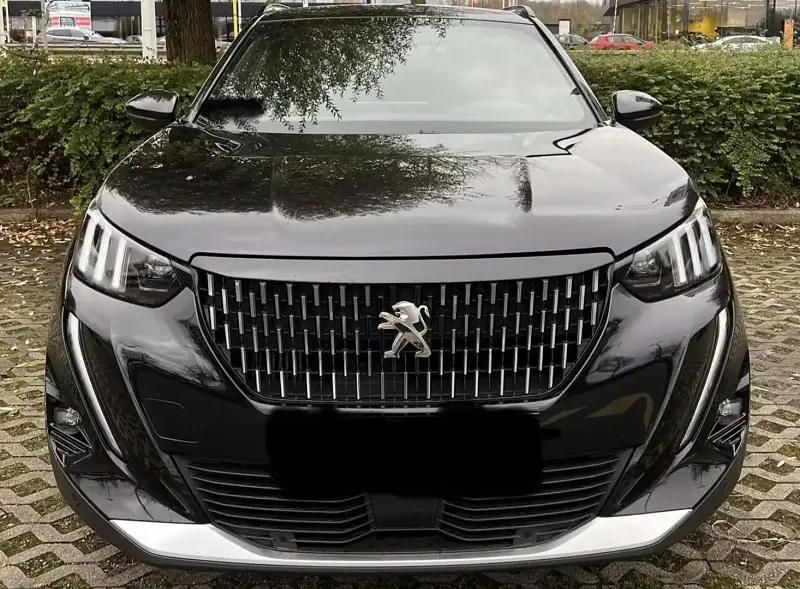 Noir Utilisé 2020 Peugeot 2008 GT-line SUV | 13 900 € (Prix juste) - Image 1/4