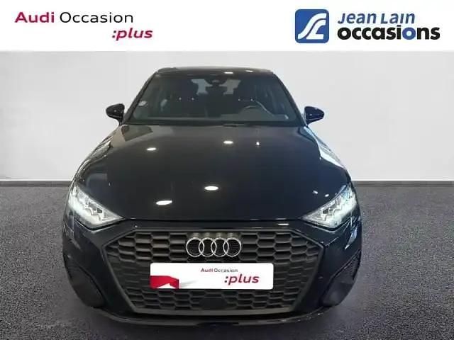 Occasion Audi A3 Sport 10 ch (7 kW) 2022 Noir brillant Berline