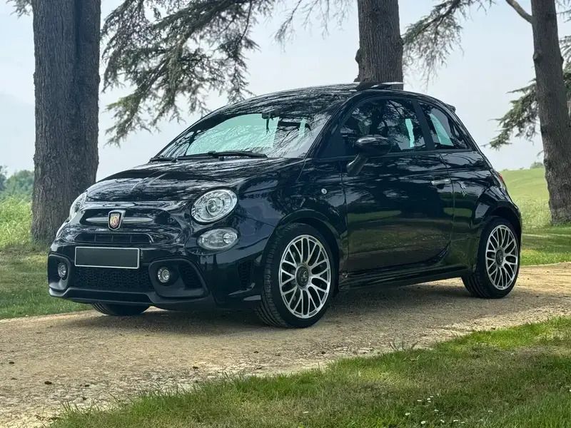 Noir Utilisé 2018 Abarth 595 Citadine | 15 500 € (Prix juste) - Image 1/4