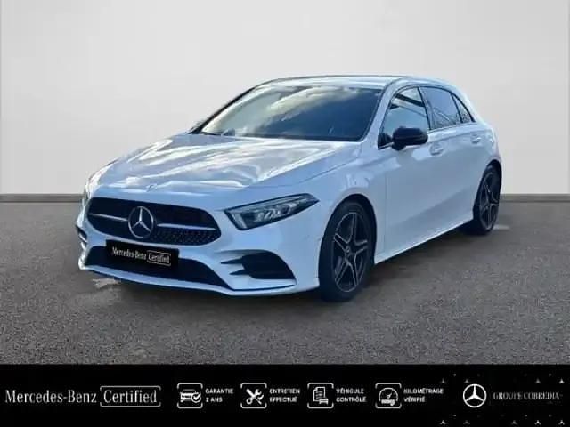 Blanc polaire Occasion 2022 Mercedes A180 AMG line Berline | 29 890 € (Prix juste) - Image 1/4