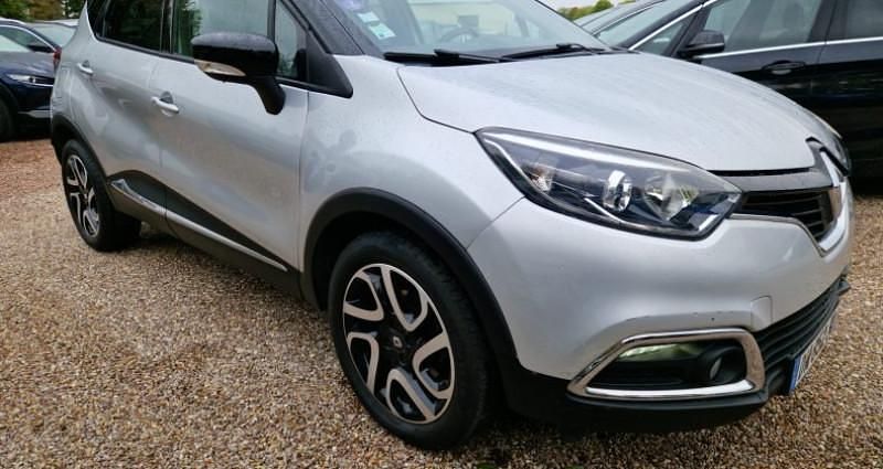 Utilisé 2015 Renault Captur Intens SUV | 10 990 € (Super prix) - Image 1/4