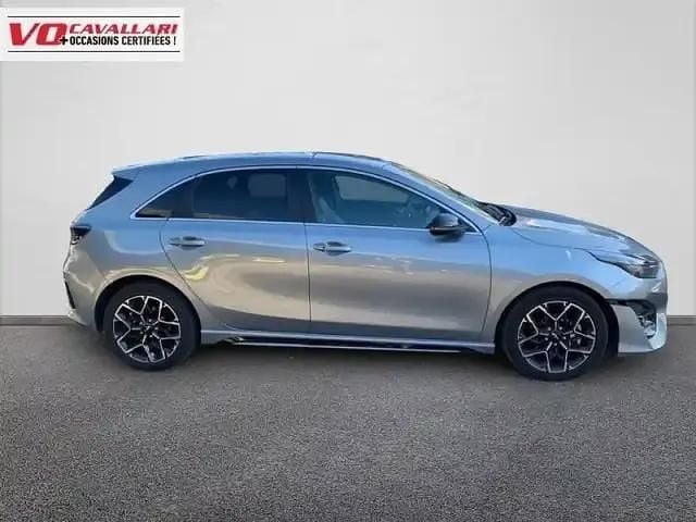 Occasion Kia Ceed 160 ch (117 kW) 2024 Lunar silver m Citadine