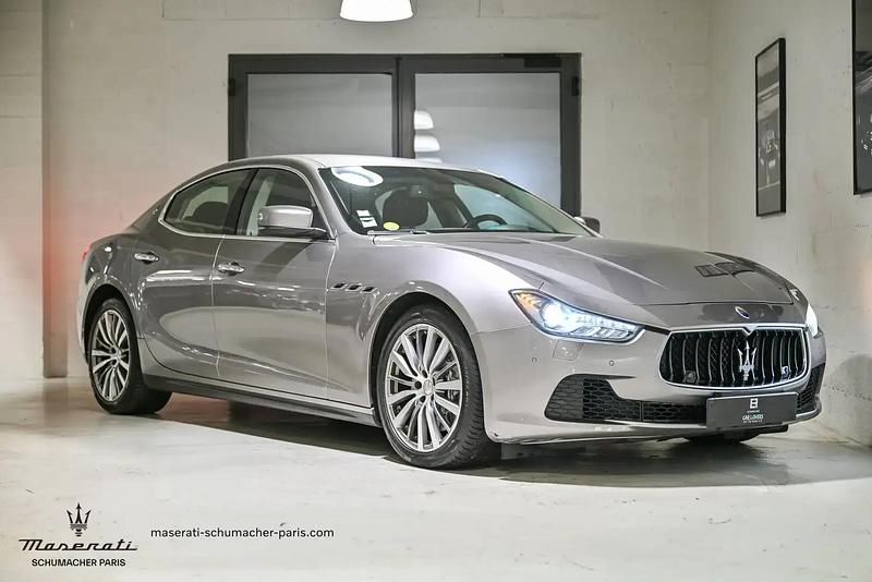 Gris Occasion 2015 Maserati Ghibli Berline | 29 990 € (Prix assez cher) - Image 1/4