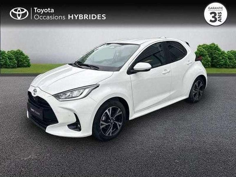 Utilisé 2025 Toyota Yaris Hybrid Design Berline | 23 400 € (Prix juste) - Image 1/1