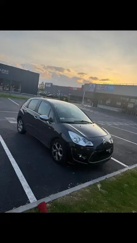 Utilisé 2011 Citroën C3 Comfort Citadine | 3 300 € (Prix juste) - Image 1/4