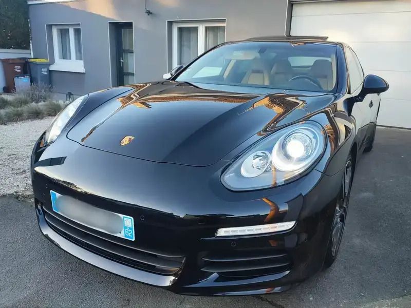 Utilisé 2015 Porsche Panamera S E-Hybrid Berline | 44 900 € (Super prix) - Image 1/4