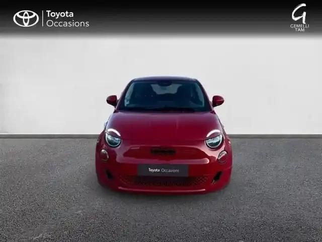 Occasion Fiat 500e Red 2022 Red by (red) pastel Berline