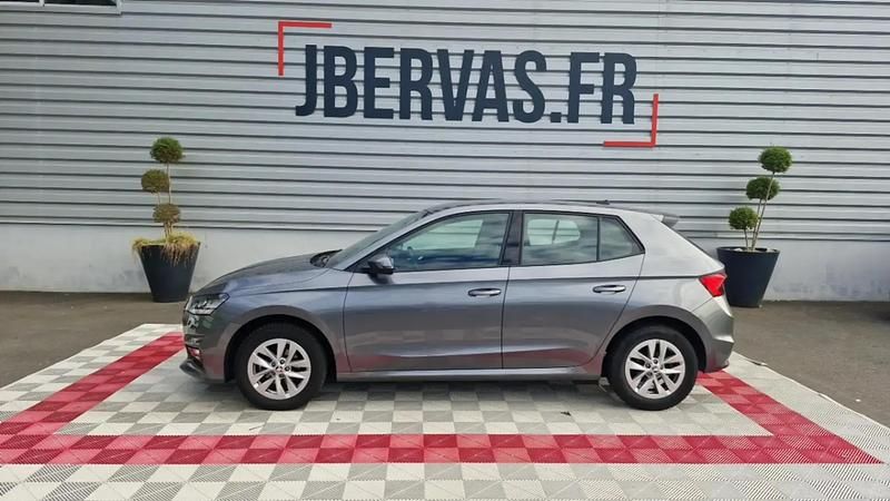 Utilisé 2022 Skoda Fabia Ambition Berline | 12 599 € (Prix assez cher) - Image 1/4