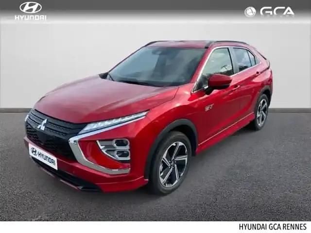 Diamond red Utilisé 2023 Mitsubishi Eclipse Intense SUV | 31 490 € - Image 1/4