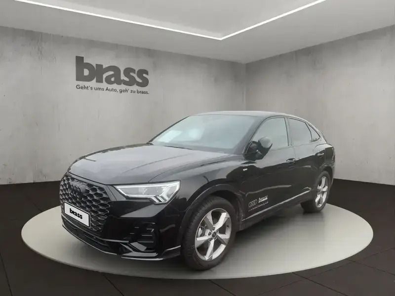 Noir Utilisé 2024 Audi Q3 S-Line SUV | 42 900 € (Prix juste) - Image 1/4