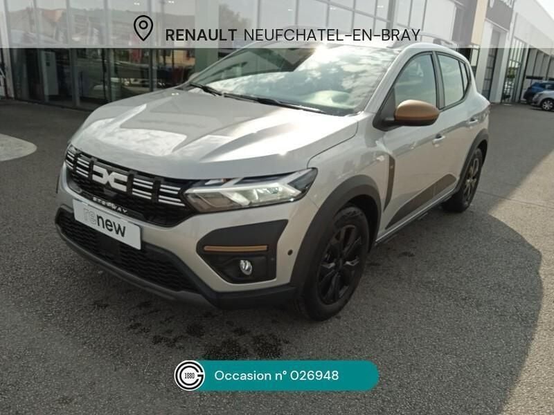 Gris Utilisé 2024 Dacia Sandero Extreme Citadine | 17 990 € (Prix assez cher) - Image 1/4