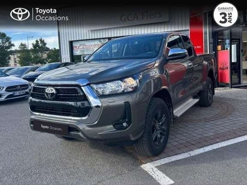 Utilisé 2025 Toyota HiLux Pick-up | 46 140 € (Prix juste) - Image 1/1