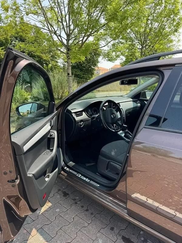 Occasion Skoda Octavia Active 105 ch (77 kW) 2014 Berline