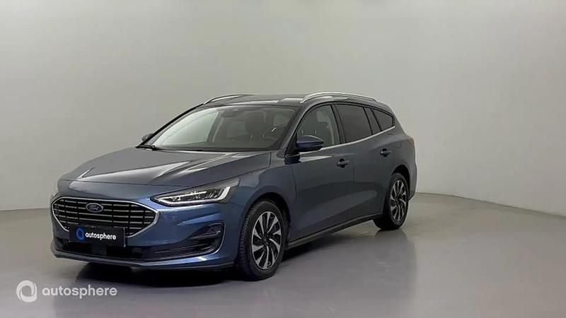 Rouge Utilisé 2023 Ford Focus Titanium Break | 22 999 € (Prix juste) - Image 1/4