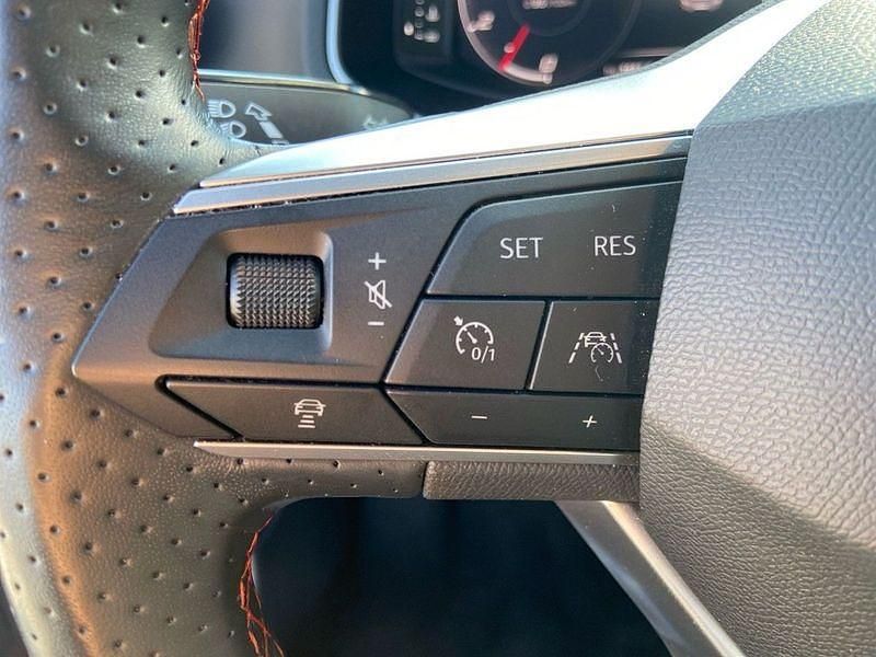 Occasion Seat Ibiza FR 110 ch (80 kW) 2024 Rouge desir Citadine