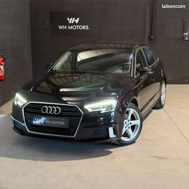 Noir Utilisé 2018 Audi A3 S-Line Berline | 12 990 € - Image 1/4