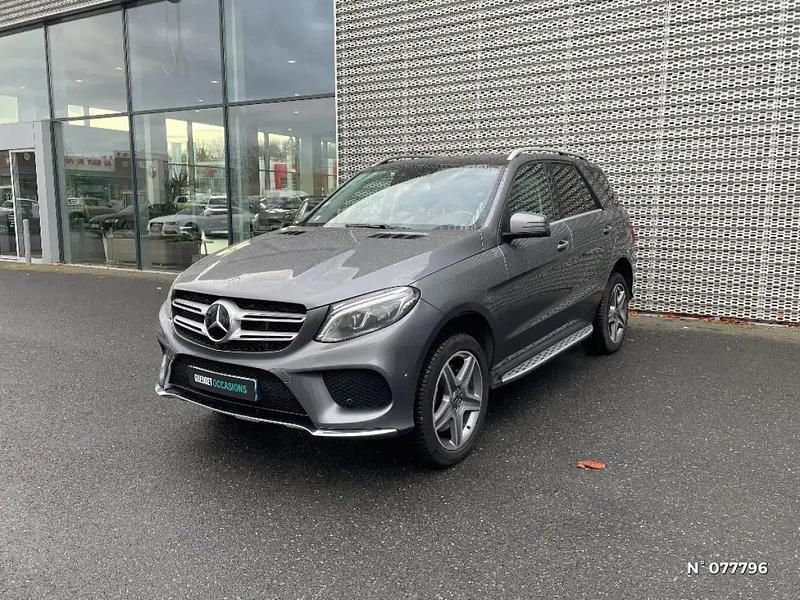 Gris Occasion 2018 Mercedes E500 | 39 990 € - Image 1/4