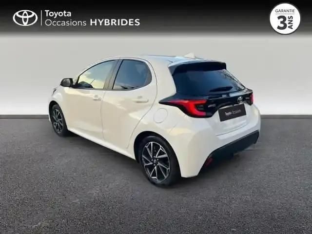 Occasion Toyota Yaris Hybrid Design 116 ch (85 kW) 2023 Blanc Berline