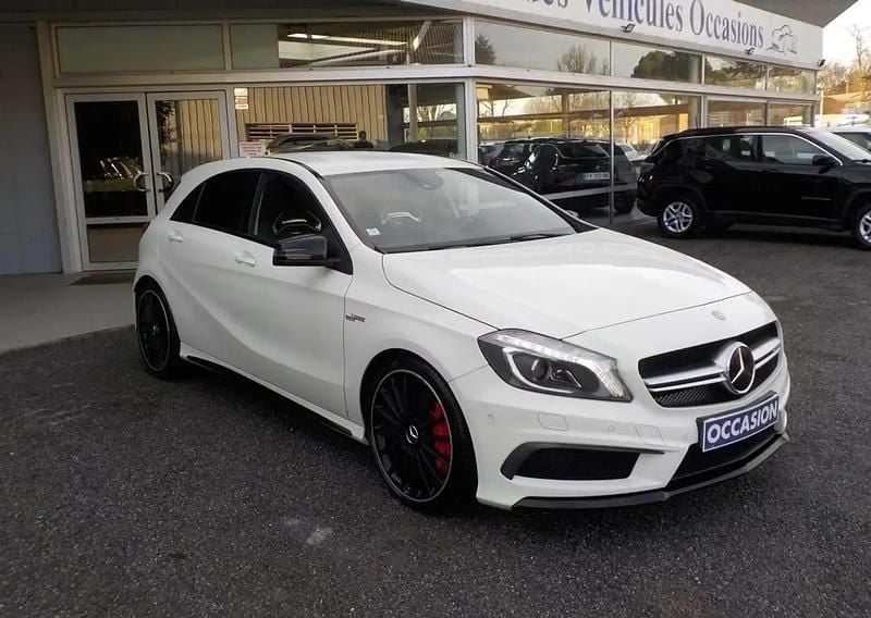 Blanc Occasion 2015 Mercedes A45 AMG AMG Berline | 23 990 € (Prix juste) - Image 1/4