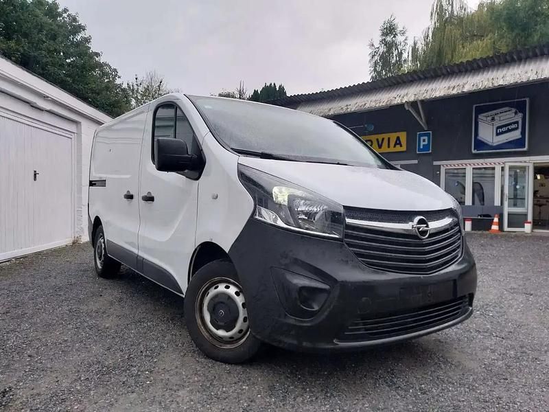 Blanc Utilisé 2018 Opel Vivaro Edition Van | 14 990 € (Super prix) - Image 1/4