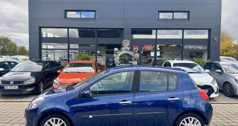 Utilisé 2005 Renault Clio III Authentique Citadine | 6 490 € - Image 1/4