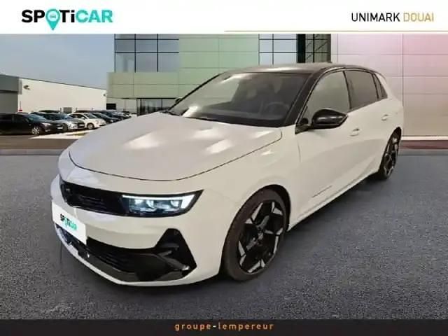 Blanc Utilisé 2023 Opel Astra GSe Berline | 30 980 € - Image 1/4