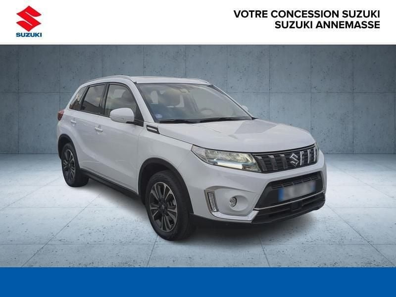 Cool white pearl métallisé Occasion 2023 Suzuki Vitara Style SUV | 23 990 € (Prix juste) - Image 1/4