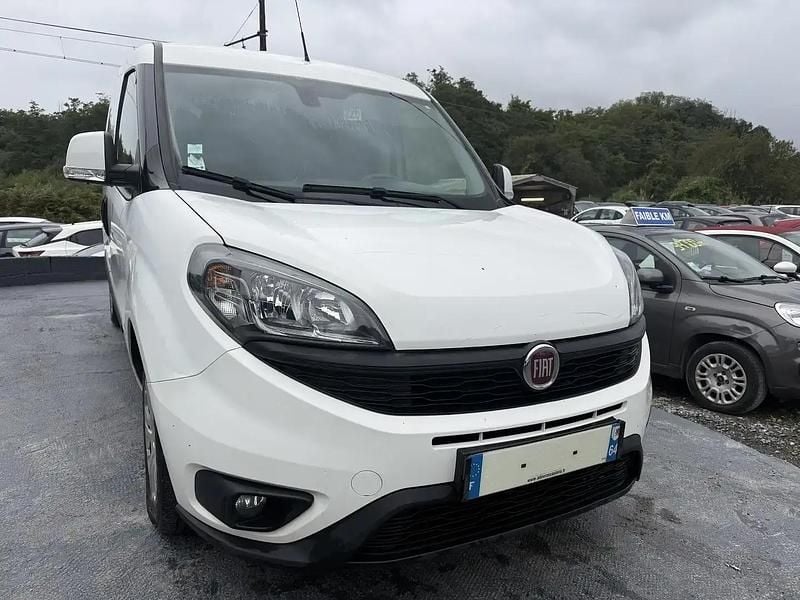 Utilisé 2019 Fiat Doblò Monospace | 9 490 € (Prix juste) - Image 1/4
