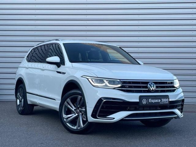 Utilisé 2024 VW Tiguan Allspace R-line SUV | 52 900 € (Prix cher) - Image 1/4