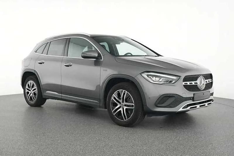 Occasion Mercedes GLA250 Luxury 160 ch (117 kW) 2020 Gris SUV