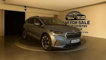 Gris Occasion 2022 Skoda Enyaq iV SUV | 13 600 €