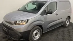 Gris Utilisé 2024 Toyota Proace Van | 22 800 €