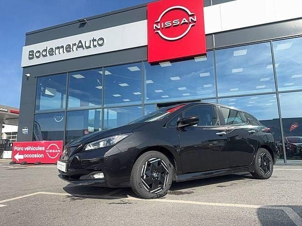 Noir Utilisé 2022 Nissan Leaf Acenta Citadine | 14 990 € (Prix juste) - Image 1/4