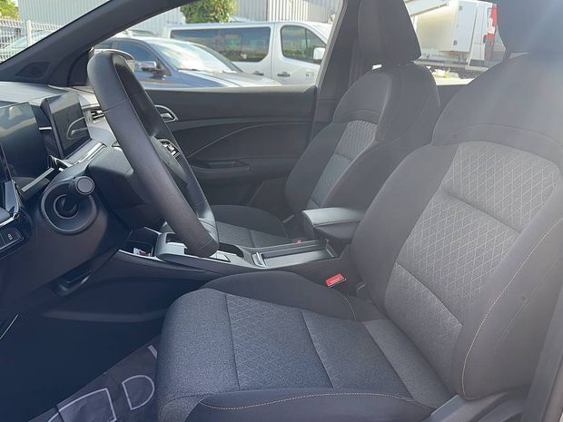 Gris Utilisé 2024 MG MG3 Comfort Citadine | 19 290 € (Prix juste) - Image 1/4