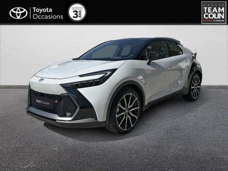 Utilisé 2025 Toyota C-HR Sport SUV | 41 880 € - Image 1/1
