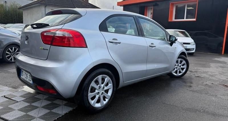 Occasion Kia Rio Motion 75 ch (55 kW) 2014 Citadine